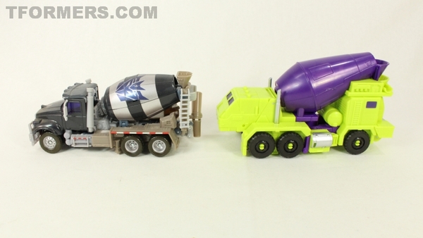 Hands On Titan Class Devastator Combiner Wars Hasbro Edition Video Review And Images Gallery  (100 of 110)